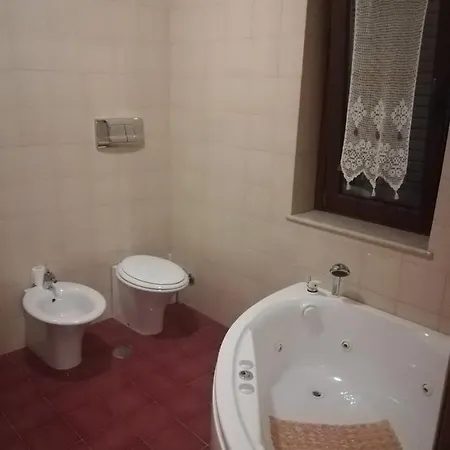 Villa Linda Bed And Breakfast Sulmona Exterior foto